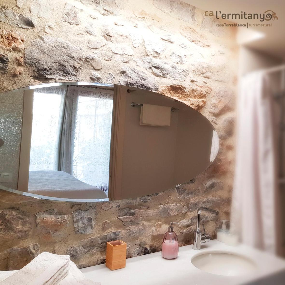 منزل الضيف Suria  في Ca L' Ermitanyo- Casa Torre Blanca المظهر الخارجي الصورة
