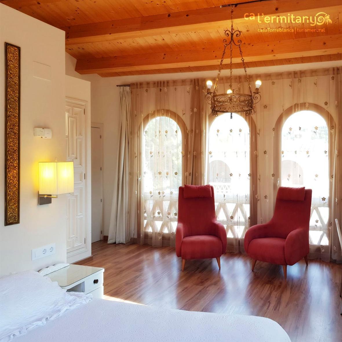 منزل الضيف Suria  في Ca L' Ermitanyo- Casa Torre Blanca المظهر الخارجي الصورة
