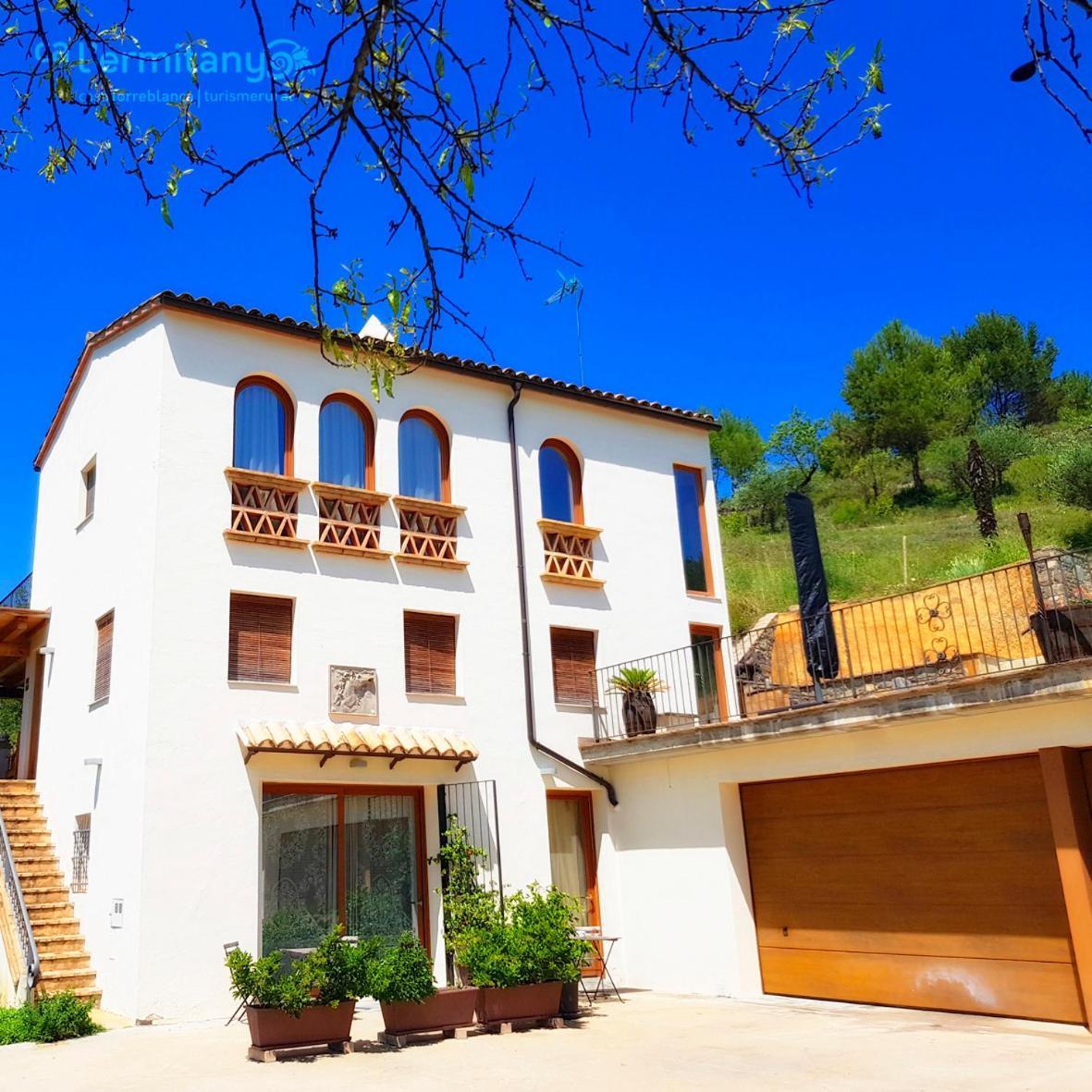 منزل الضيف Suria  في Ca L' Ermitanyo- Casa Torre Blanca المظهر الخارجي الصورة